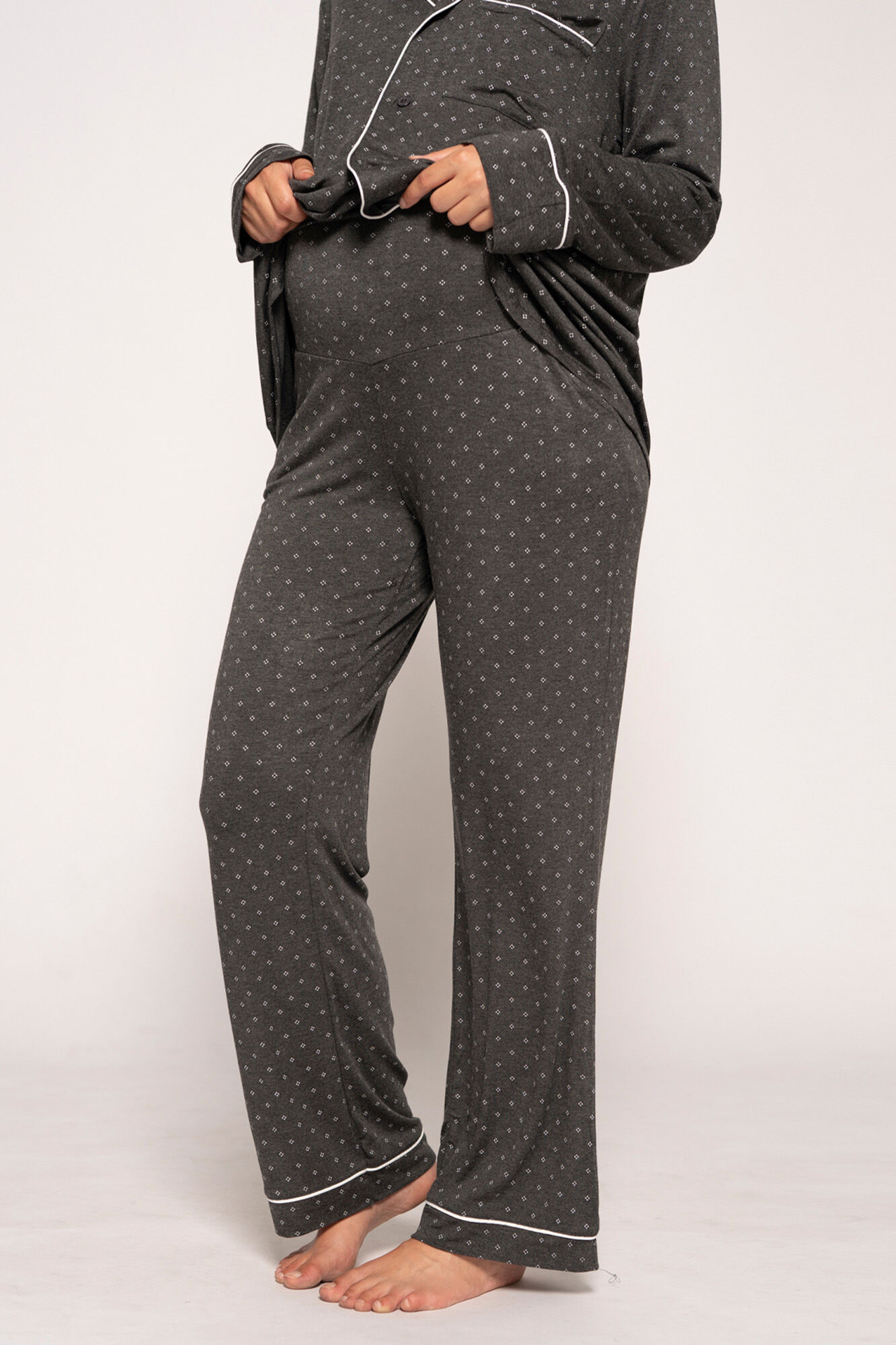 Ohma! Pijama pr&eacute;-mam&atilde; com estampado de gravata