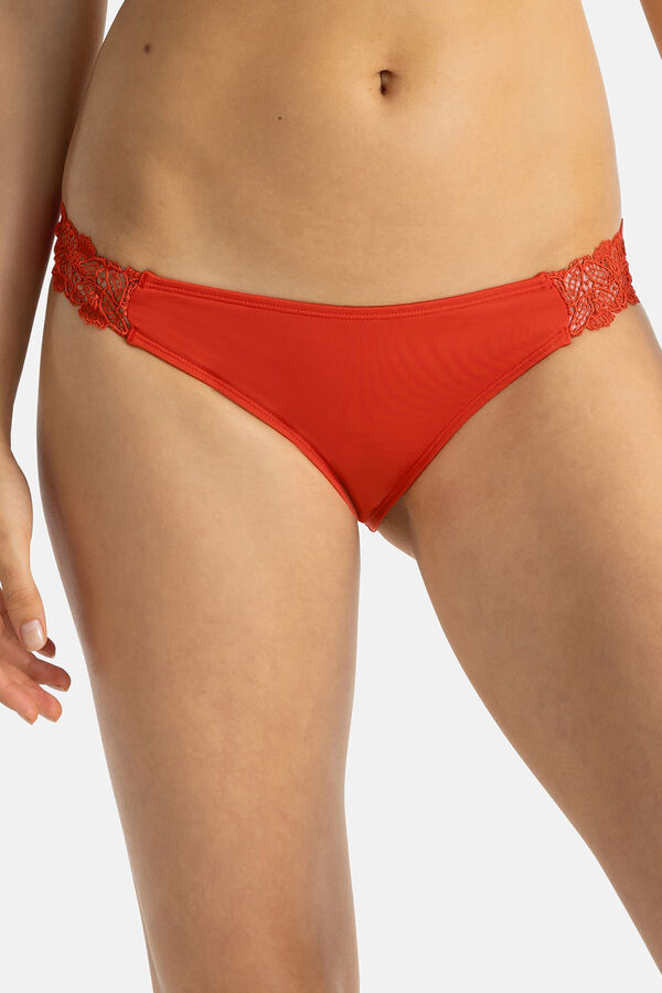 Dorina Braguita brasileña naranja