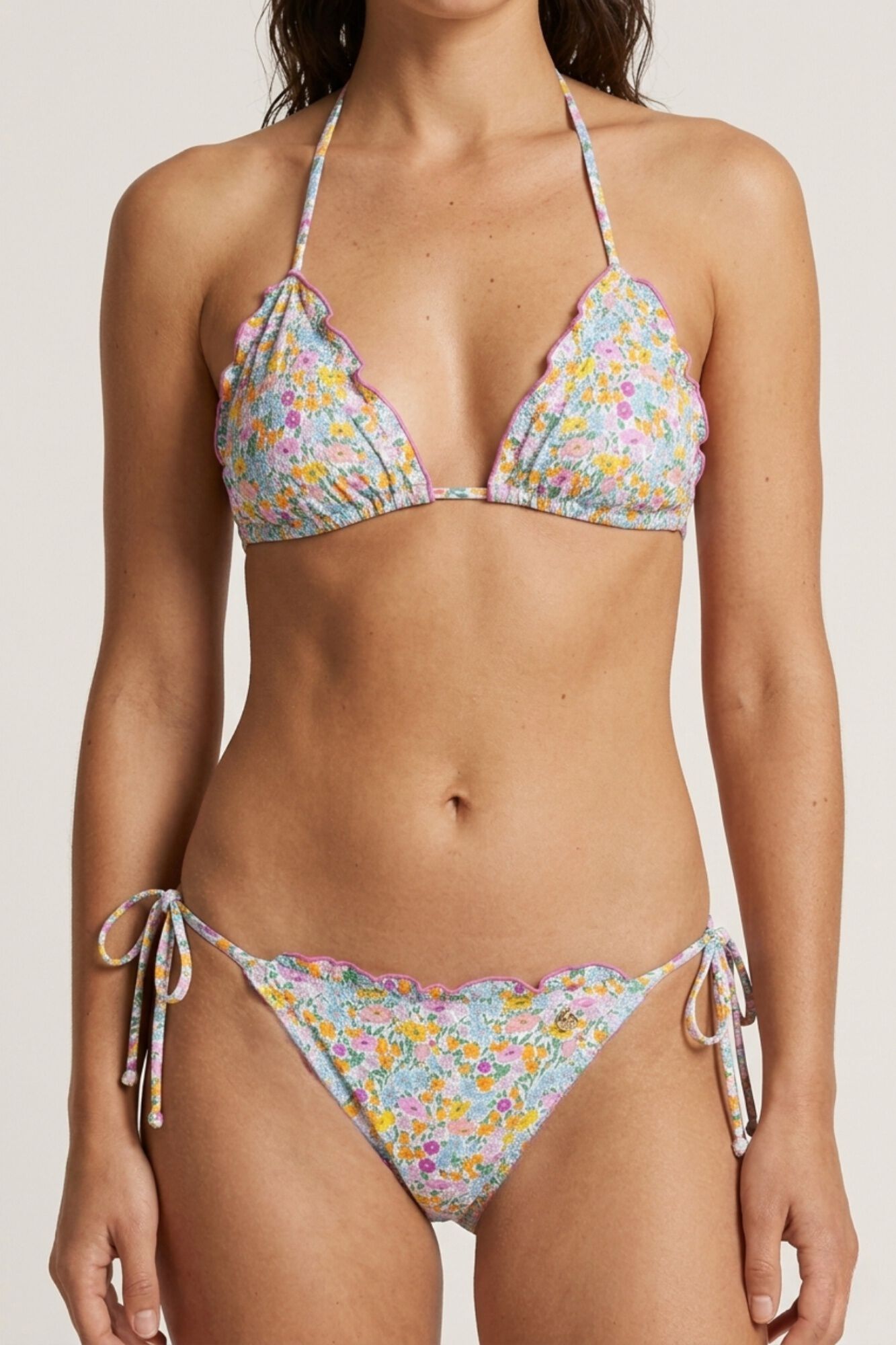 Bohodot Cueca de biqu&iacute;ni brasileira com folho floral