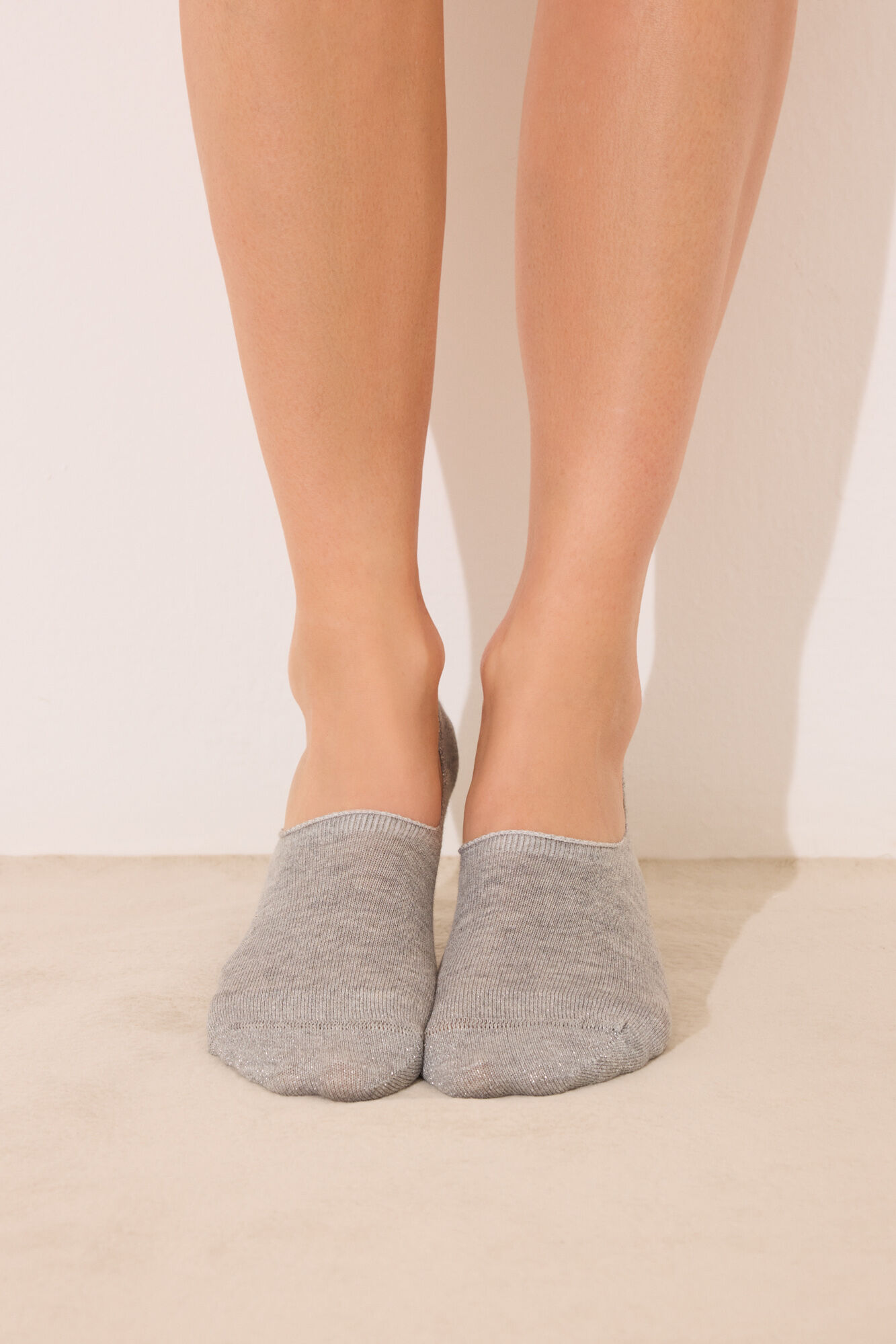 Women'secret Calcetines invisibles gris lurex