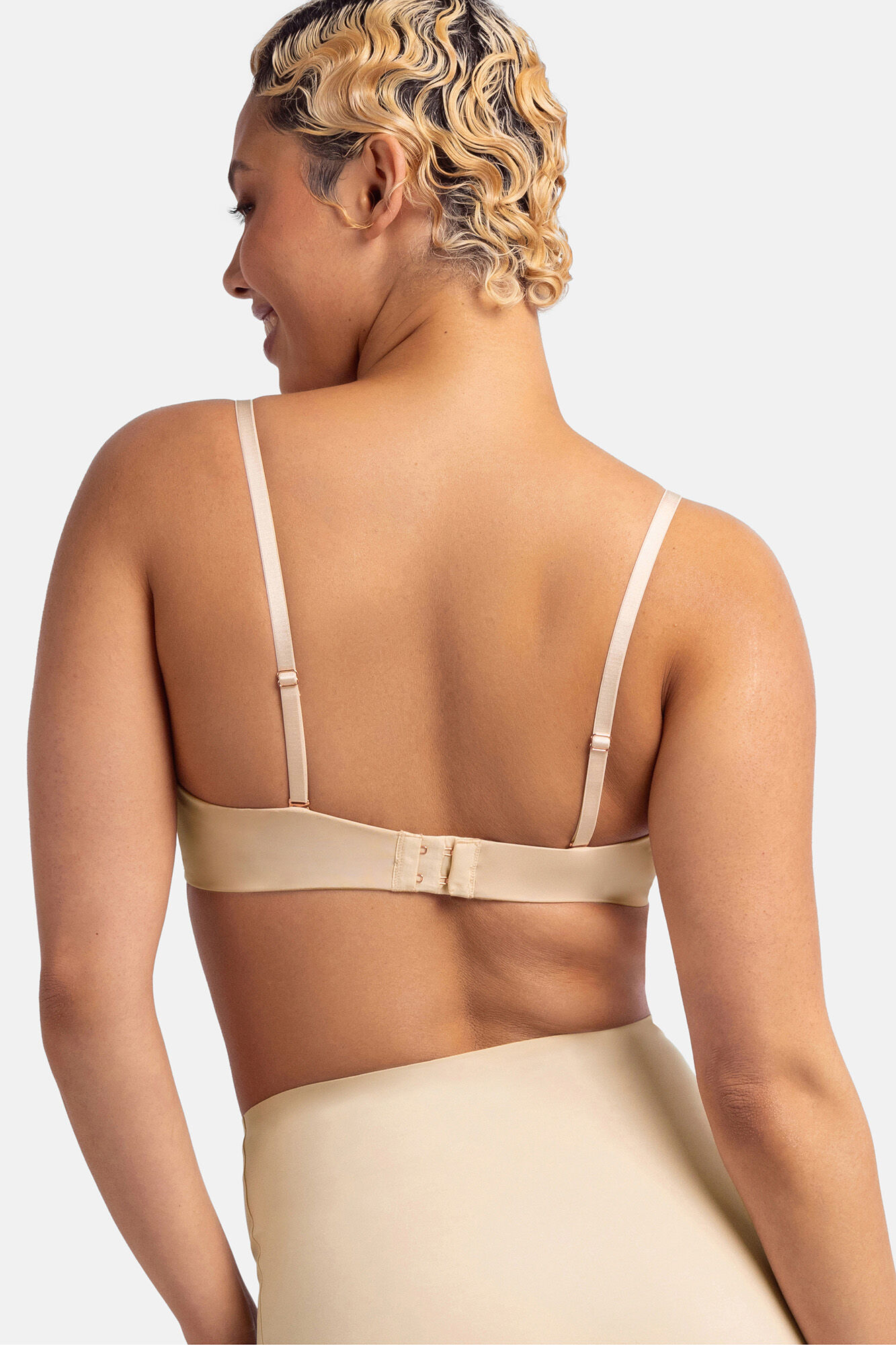 Dorina Suti&atilde; cai- com aro com aro