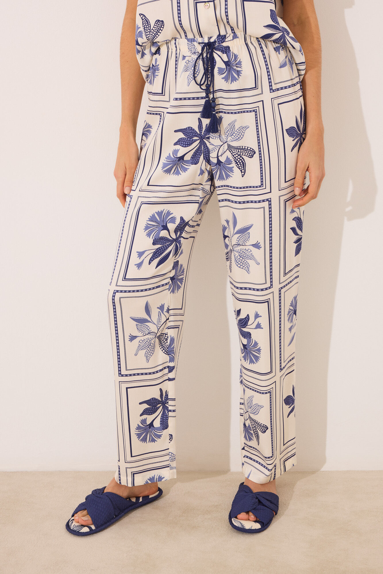 Women'secret Pijama camisero sat&eacute;n estampado flores