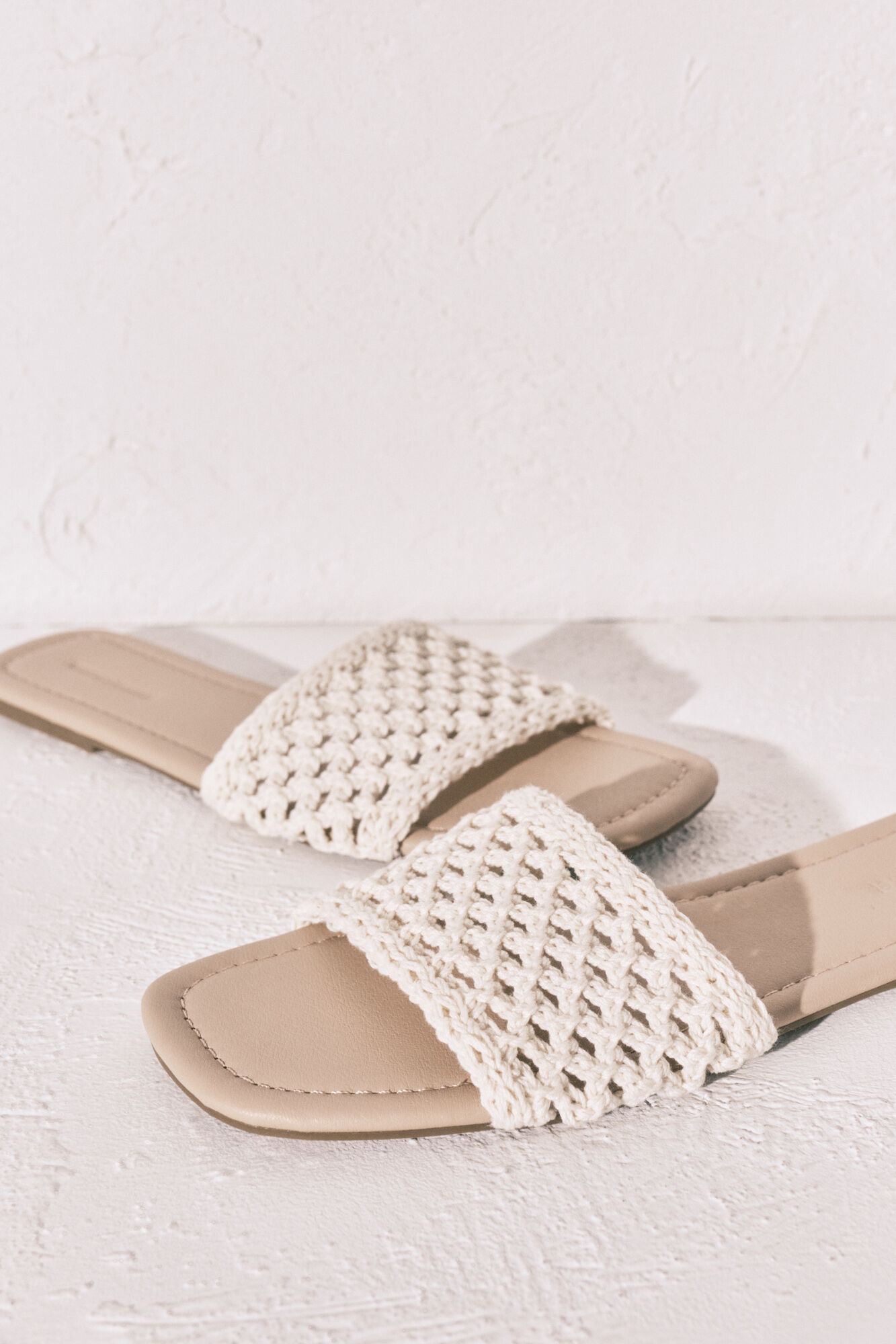 Women'secret Sand&aacute;lias pala em crochet bege