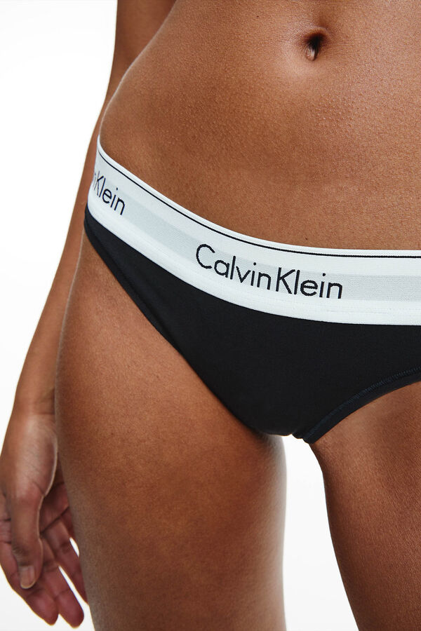 Calvin Klein Tanga cinturilla el&aacute;stica Modern Cotton negro