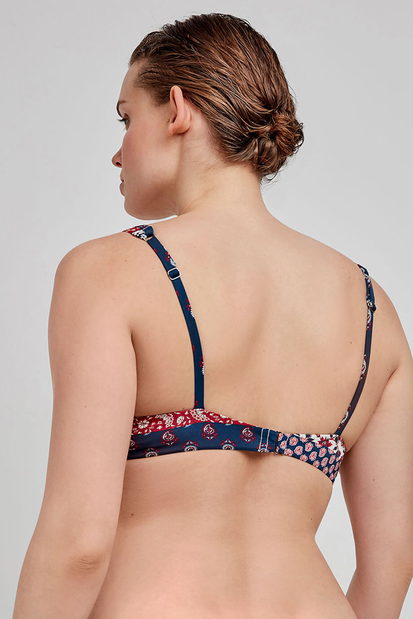 Gisela Top bikini capacidad reversible sin aro estampado &eacute;tnico