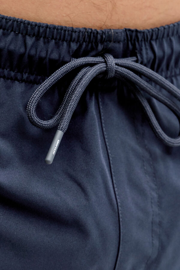 Jack & Jones Ba&ntilde;ador b&aacute;sico liso logo bordado azul