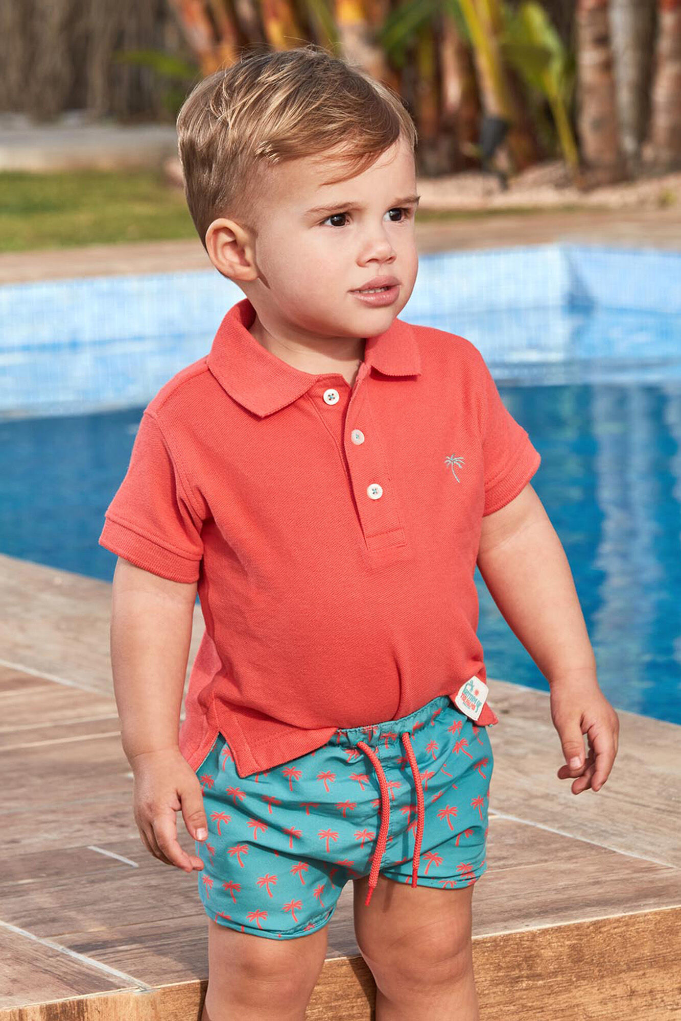 Gocco Ba&ntilde;ador detalles fosforitos gris