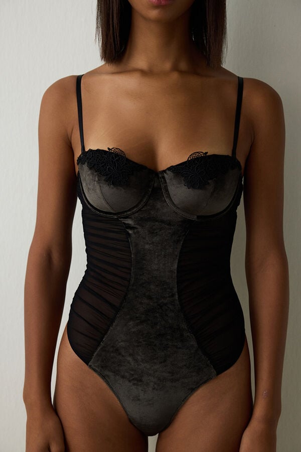 Penti Body tanga de veludo com aro preto