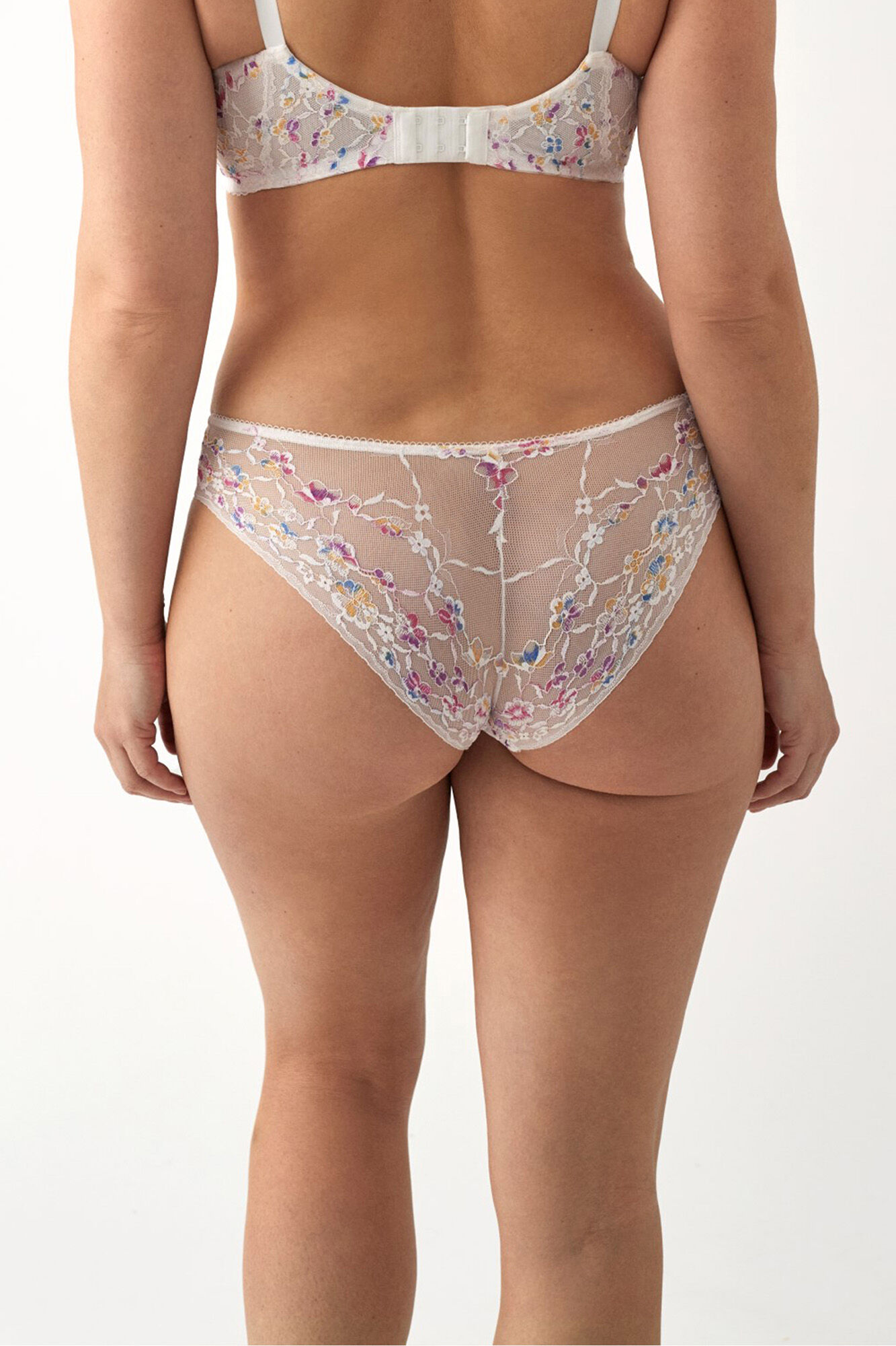 Promise Braga cl&aacute;sica encaje