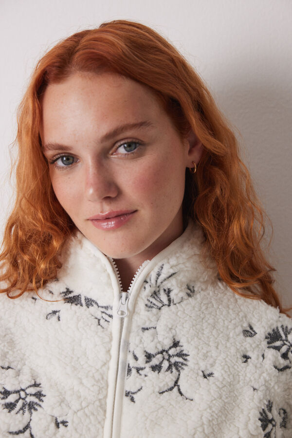 Women'secret Bata borreguito blanco flores blanco