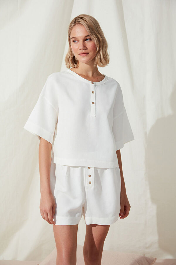 Penti Pijama de manga curta de linho branco com bot&otilde;es branco