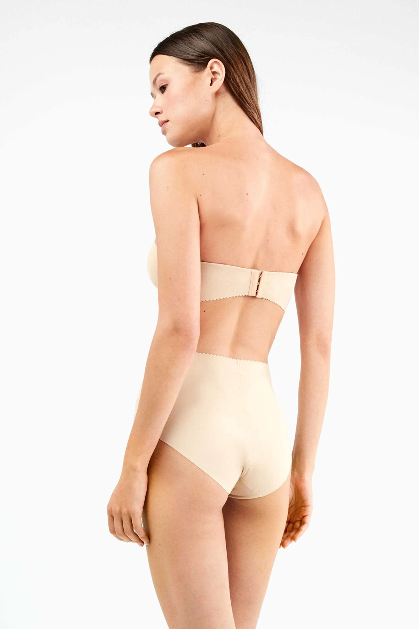 Gisela Cueca alta invis&iacute;vel em microfibra