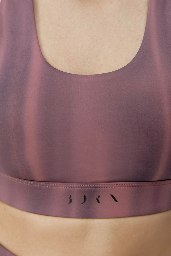 Born Living Yoga Top Blanche Beet Plant burdeos