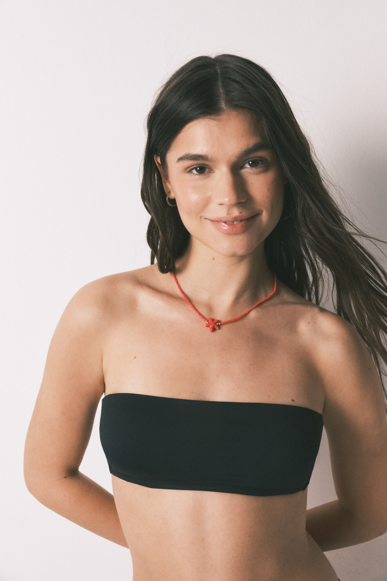 HI&BYE Top biqu&iacute;ni bandeau liso preto