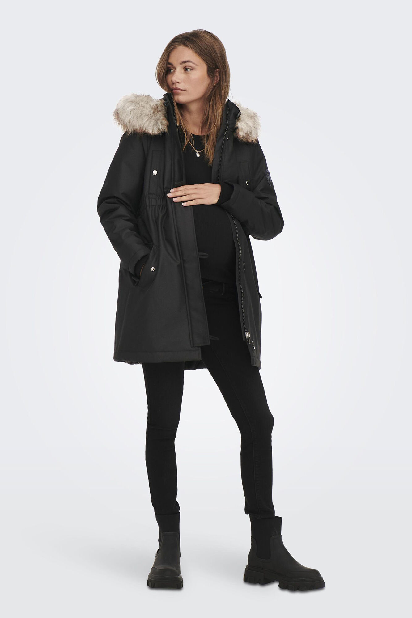 Only Maternity Parka premam&aacute; con capucha detalle pelo