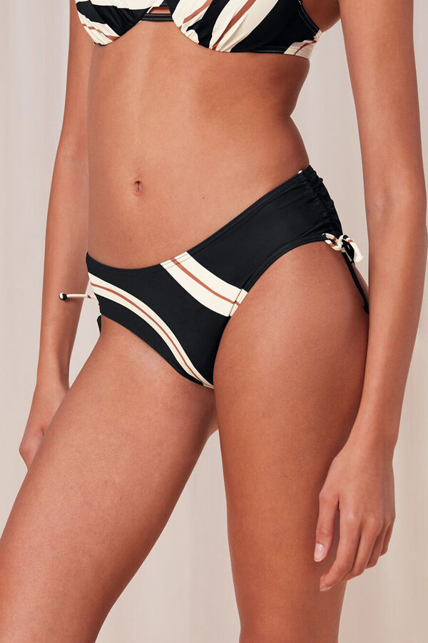 Triumph Braguita de bikini negro