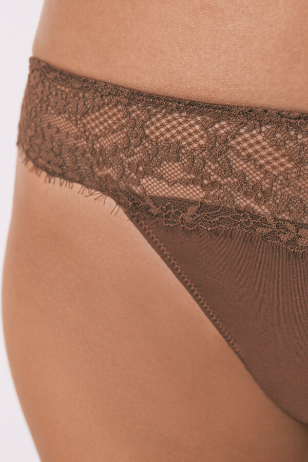 Women'secret Tanga de renda marrom na cintura cru