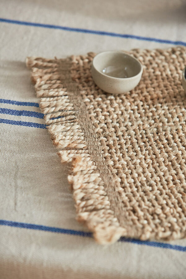 Calma House Mantel individual de yute trenzado Arena nude