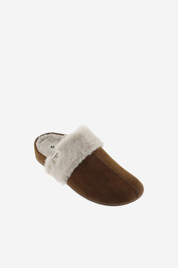 Victoria Zapatillas de casa de efecto ante nude