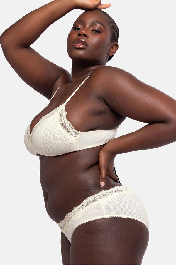 Dorina Braga hipster bege