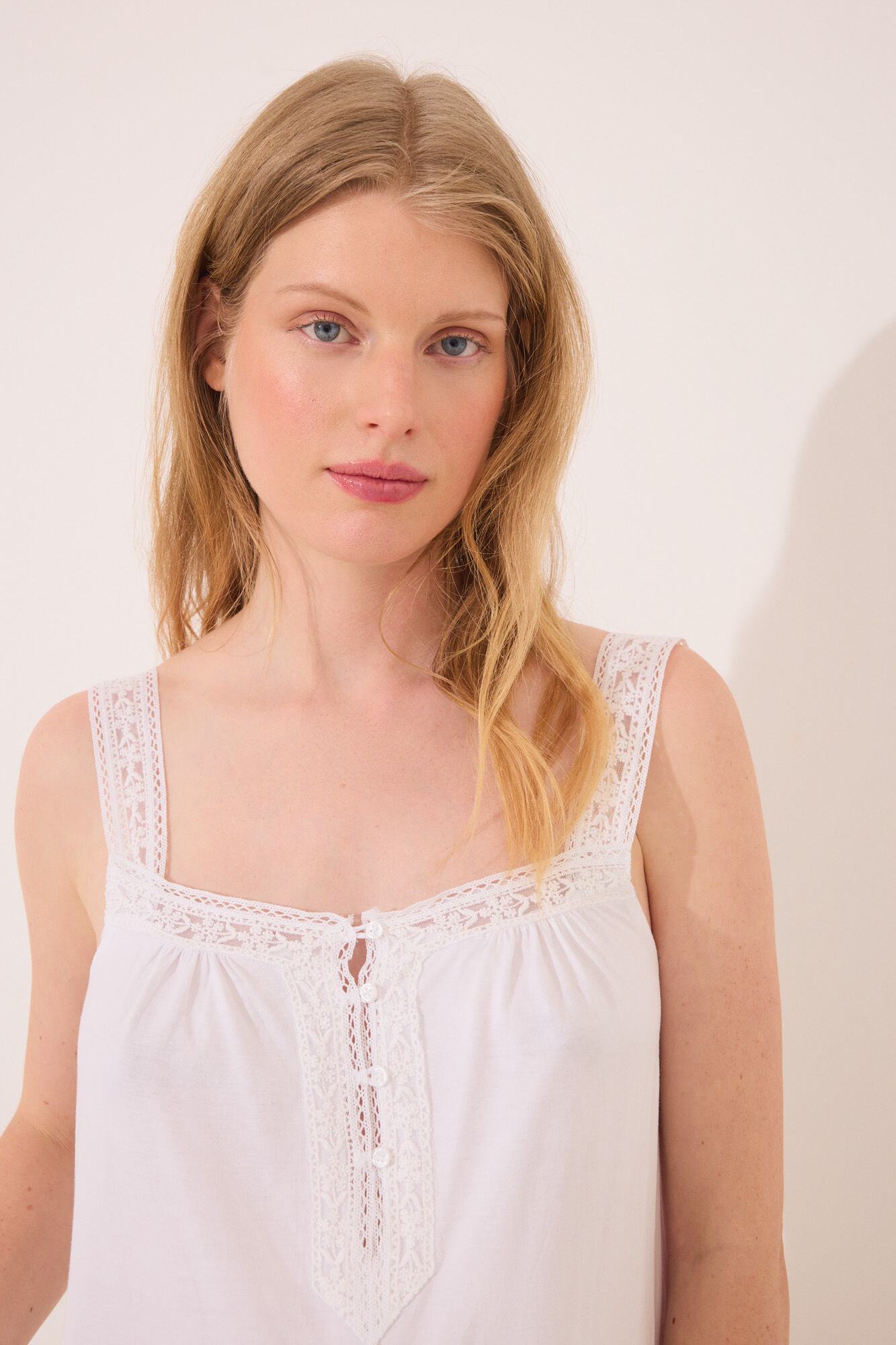 Women'secret Camisa de dormir curta "maternity" em renda branca