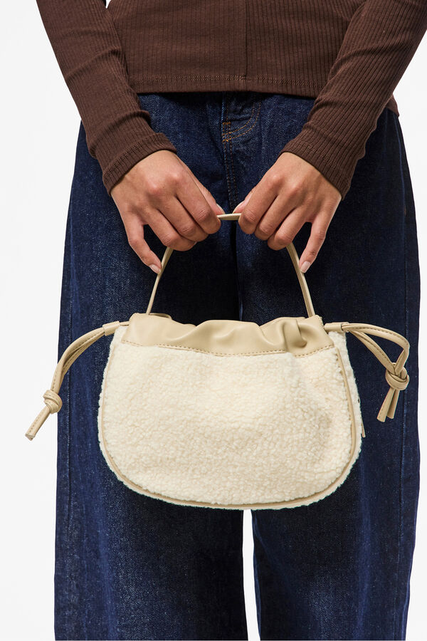 Pieces Bolso bombonera teddy detalles piel beige