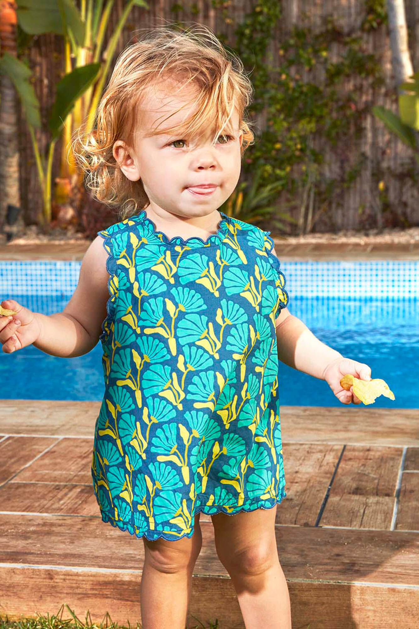 Gocco Vestido de flores con lazo azul