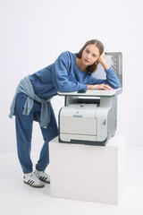 HI&BYE Sweatshirt de pel&uacute;cia de algod&atilde;o azul azul