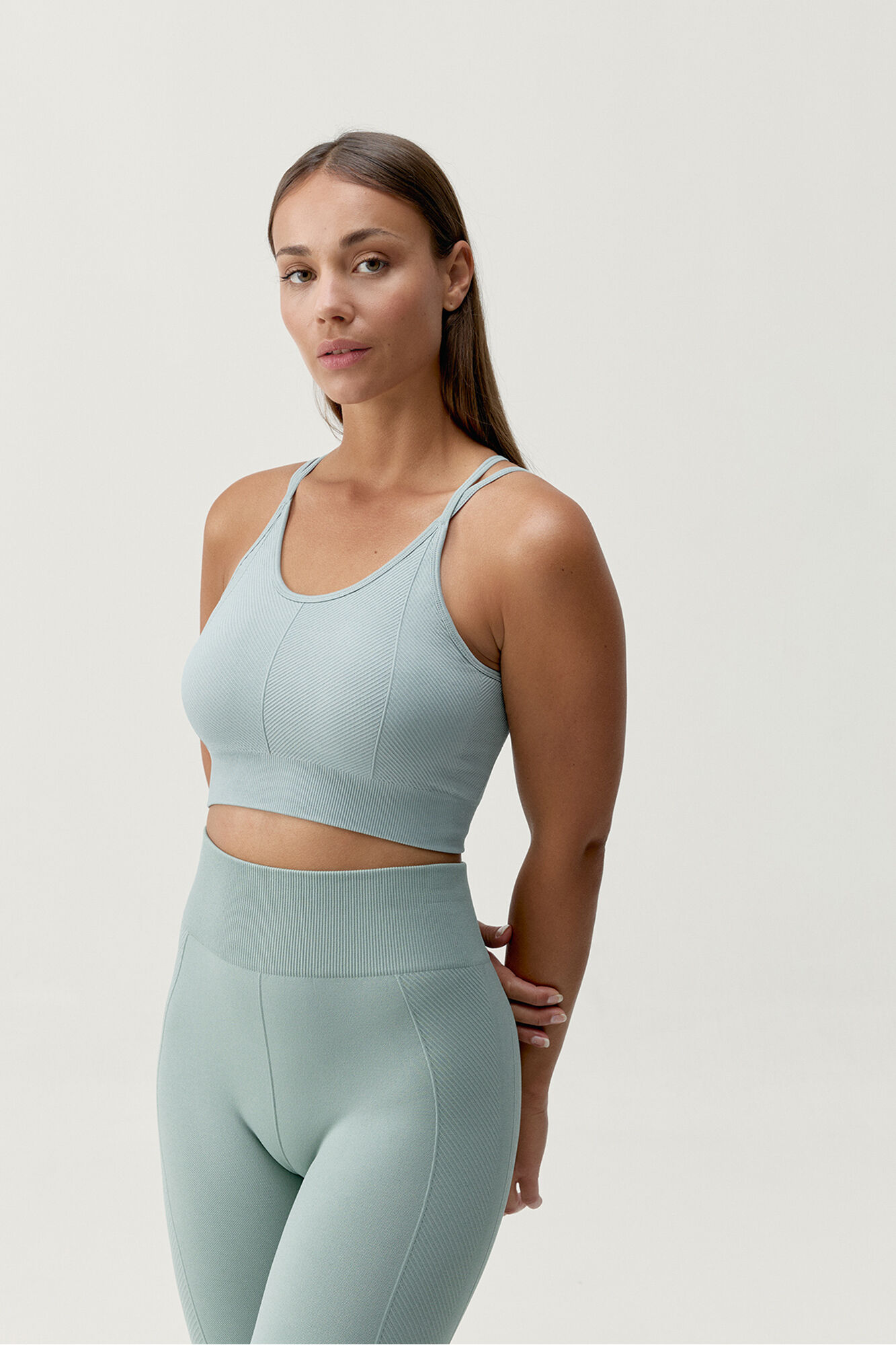 Born Living Yoga Soutien top desportivo Sarvan Iceberg Green