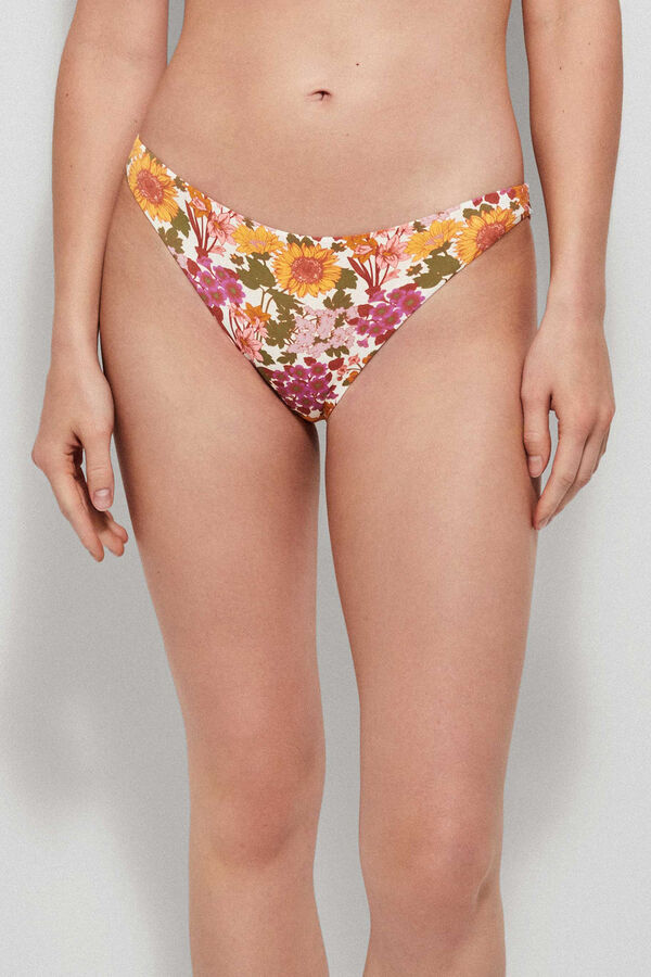 Gisela Braguita bikini cl&aacute;sica estampado floral blanco