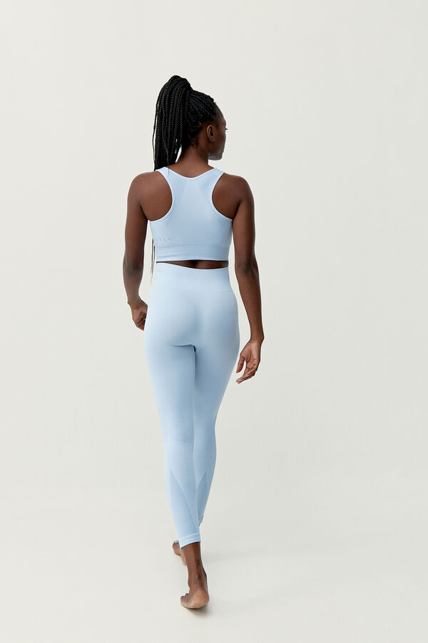 Born Living Yoga Top Amal Sky Soft azul
