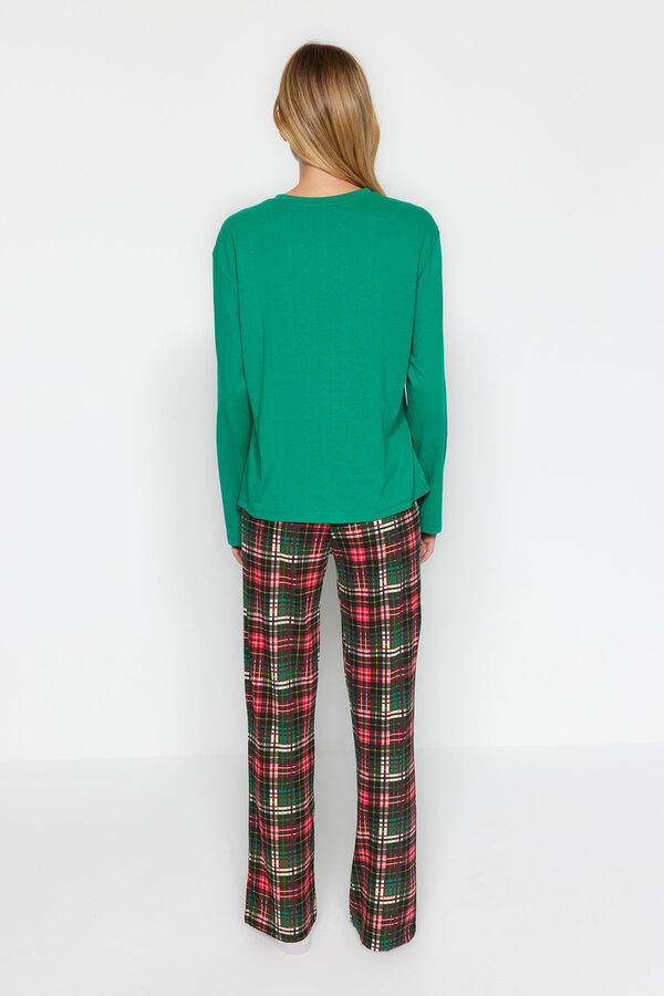 Trendyol Conjunto pijama cuadros Navidad Pap&aacute; No&eacute;l verde