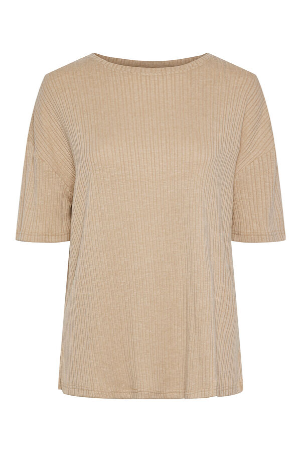 Pieces T-shirt de mulher de manga curta e gola fechada. Contém algodão. cru