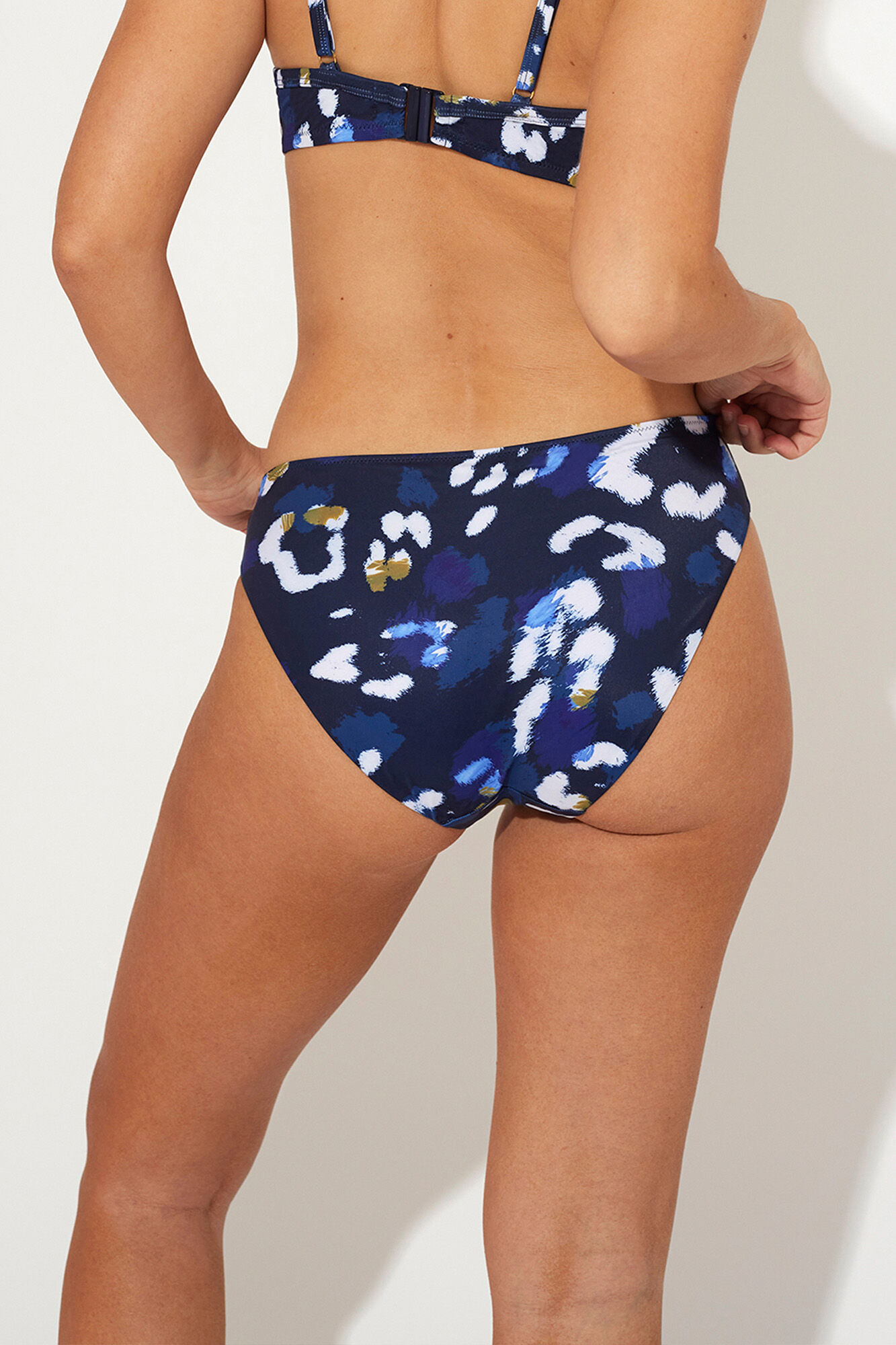 Promise Braga bikini