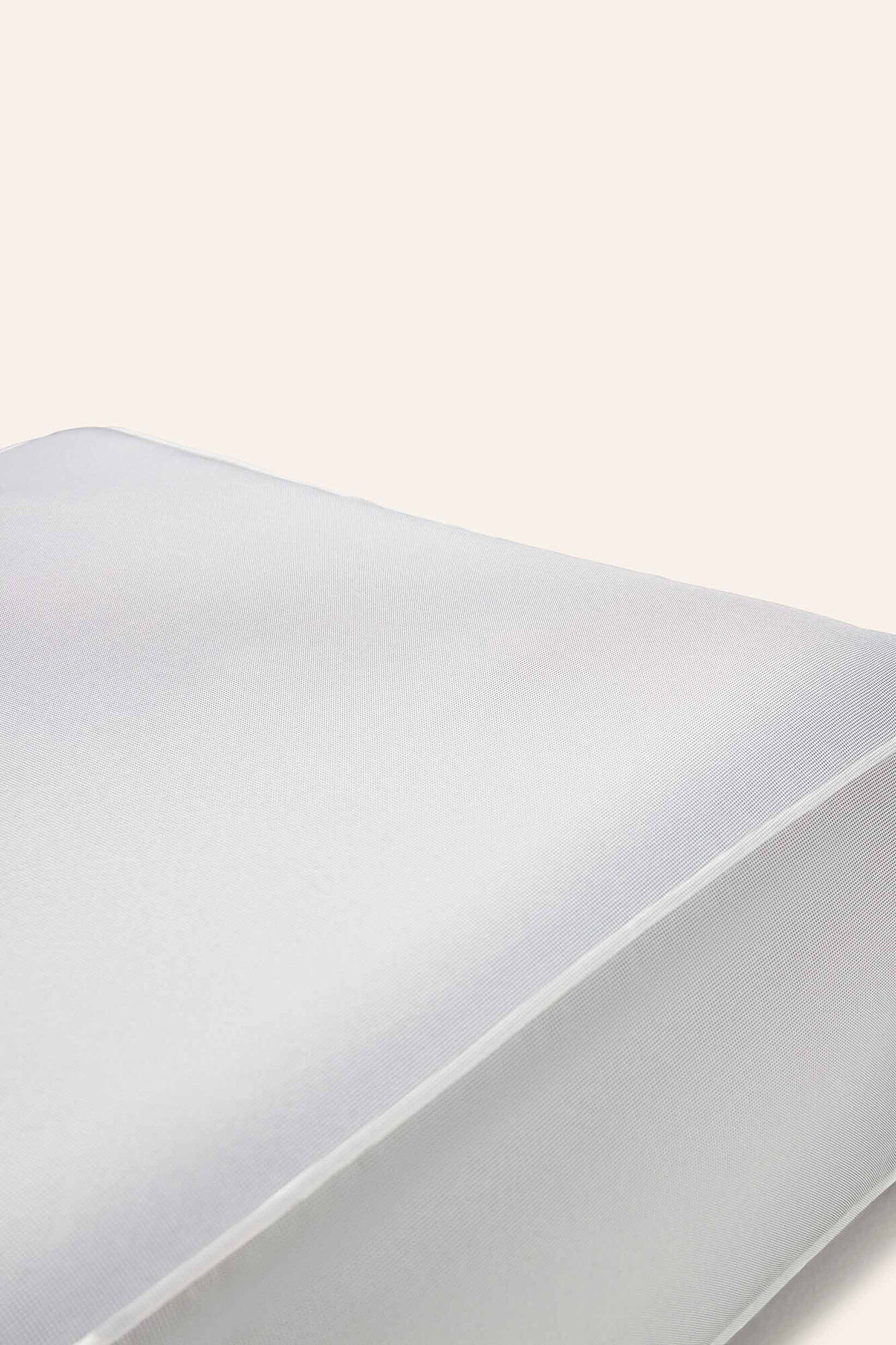 Calma House Puff inflable Cloud 70x70x23 Crudo