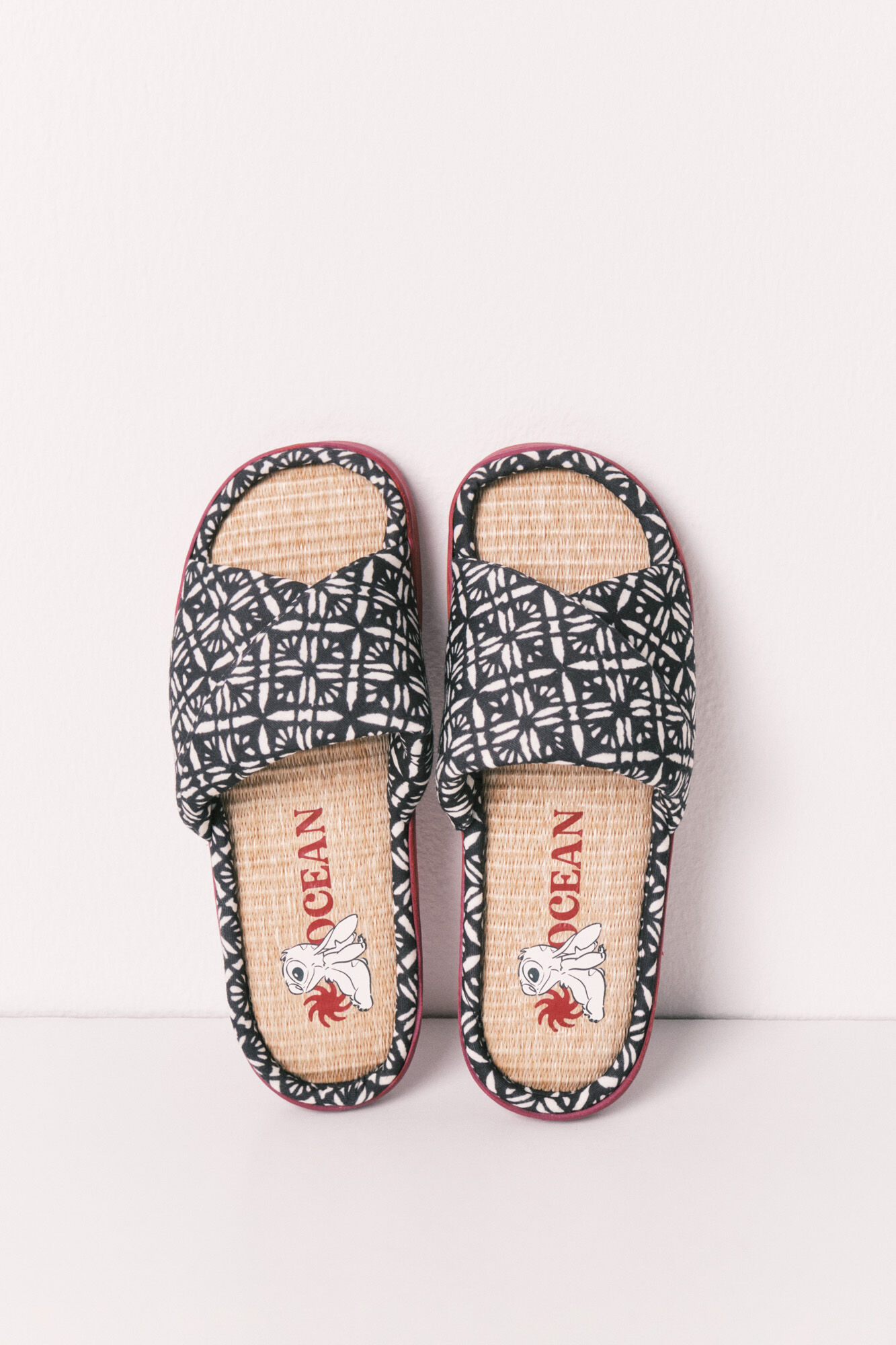 Women'secret Zapatillas casa tiras cruzadas estampado &eacute;tnico