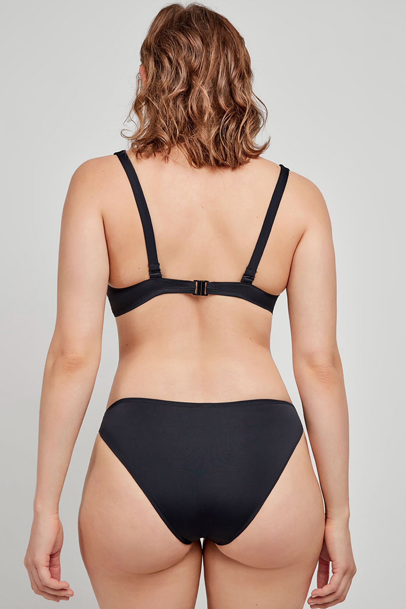 Gisela Top de biqu&iacute;ni preto com capacidade