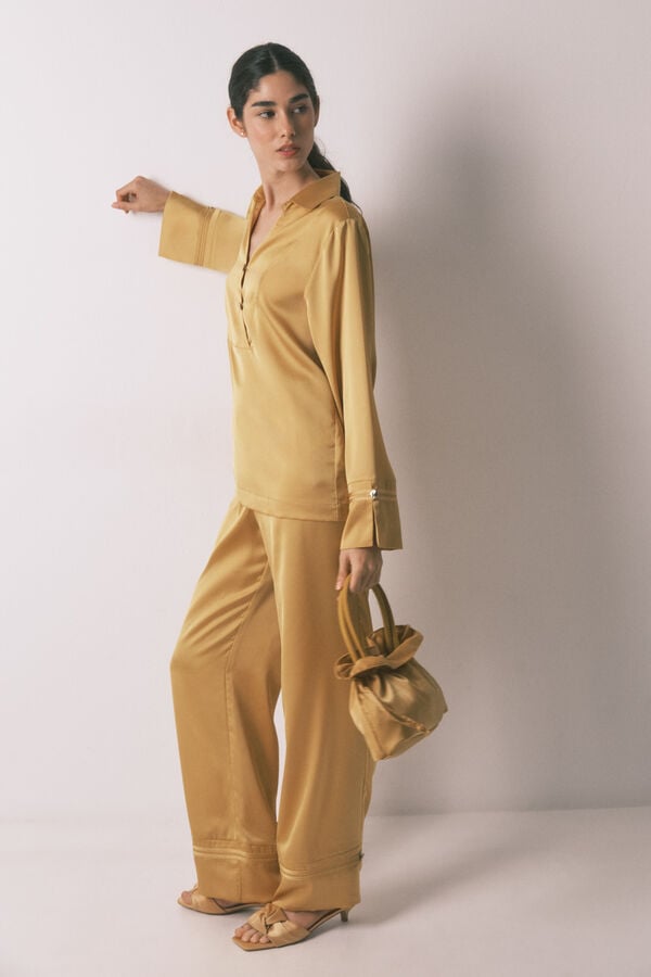 Women'secret Pijama camisero largo sat&eacute;n mostaza amarillo