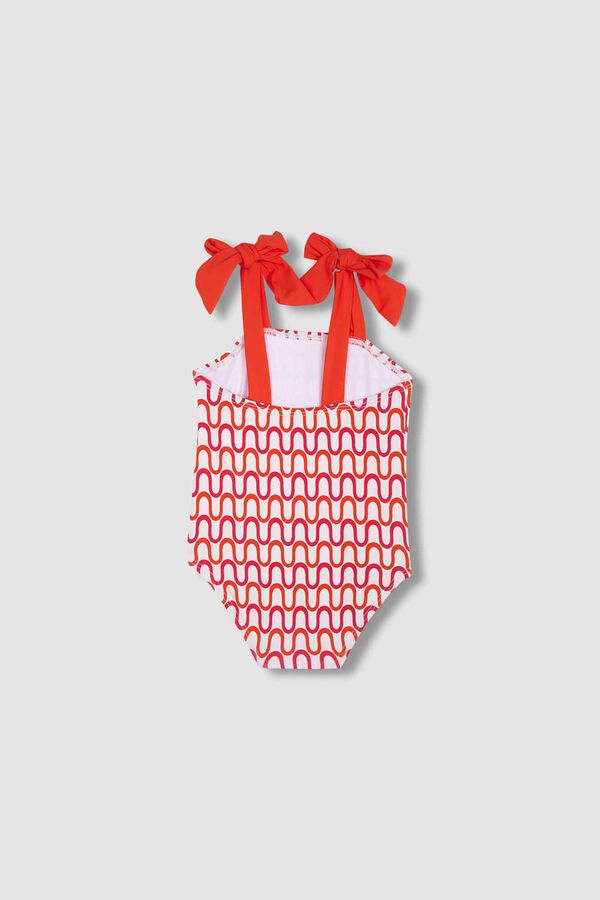 Gocco Mai&ocirc; branco com al&ccedil;as de la&ccedil;o branco