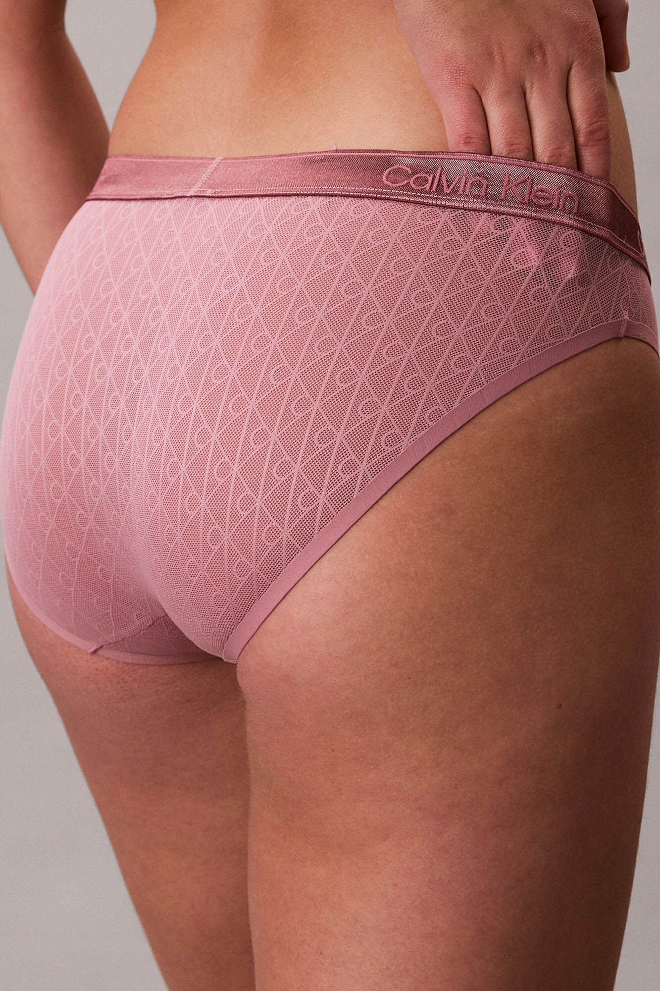 Calvin Klein Braga individual de mujer