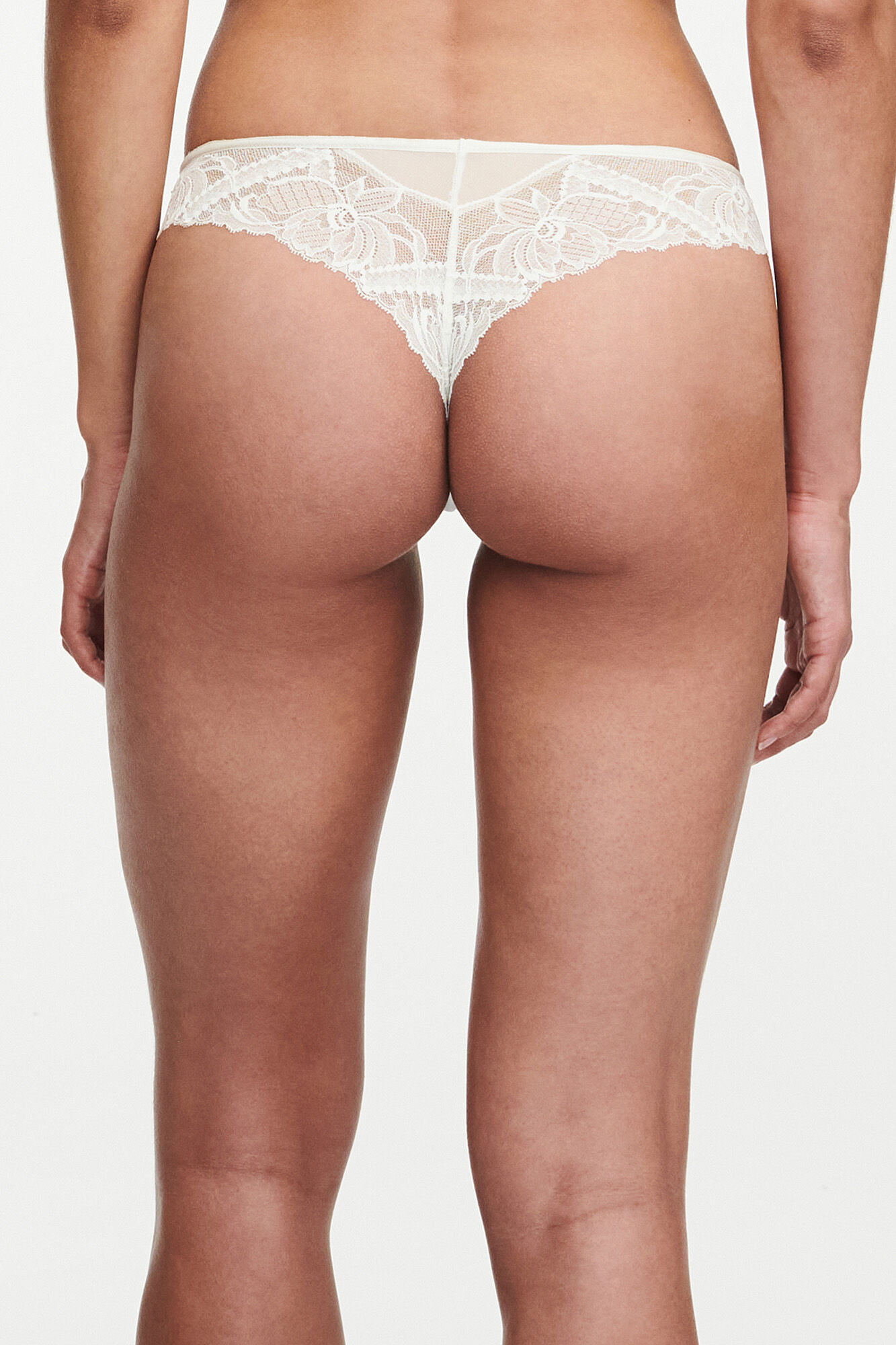 Chantelle Tanga Orangerie Dream con encaje