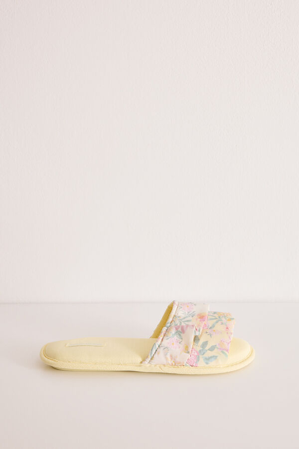 Women'secret Zapatillas abiertas amarillas floral amarillo