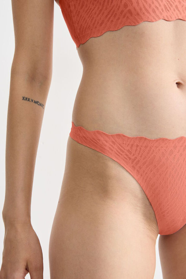 Sloggi Tanga sin costuras naranja