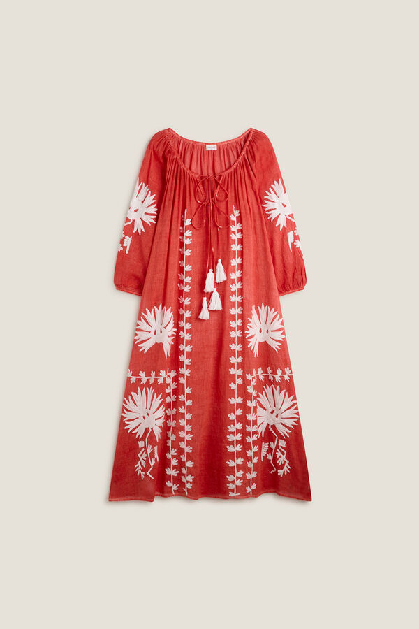 Textura T&uacute;nica algod&oacute;n detalle bordado coral