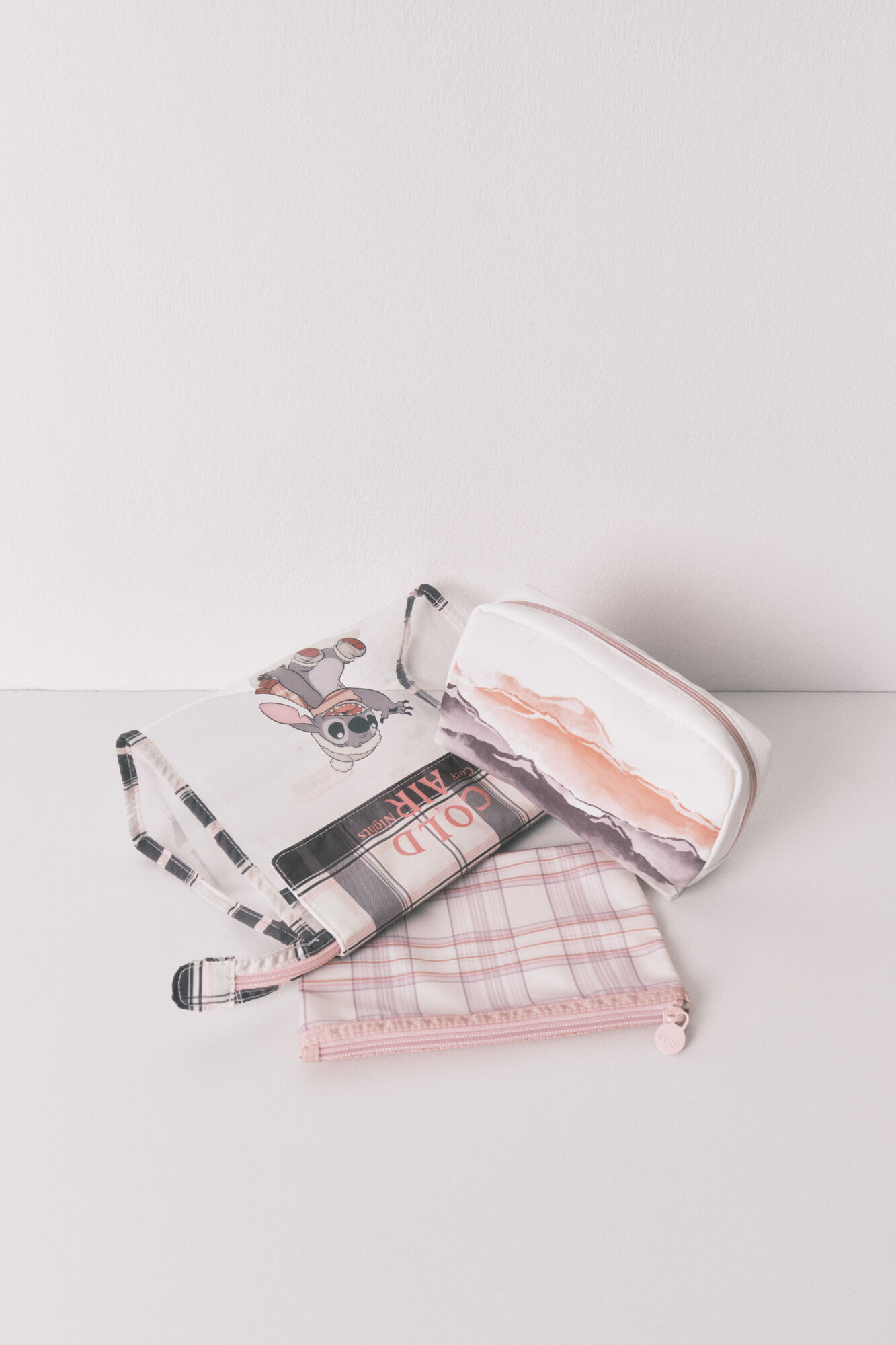 Women'secret Pack 3 n&eacute;cessaires estampado xadrez Stitch