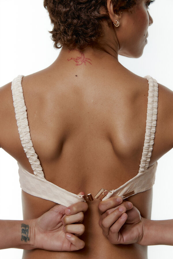 Black Limba Top biquíni balconette decote scoop com franzidos Fanny Cream bege