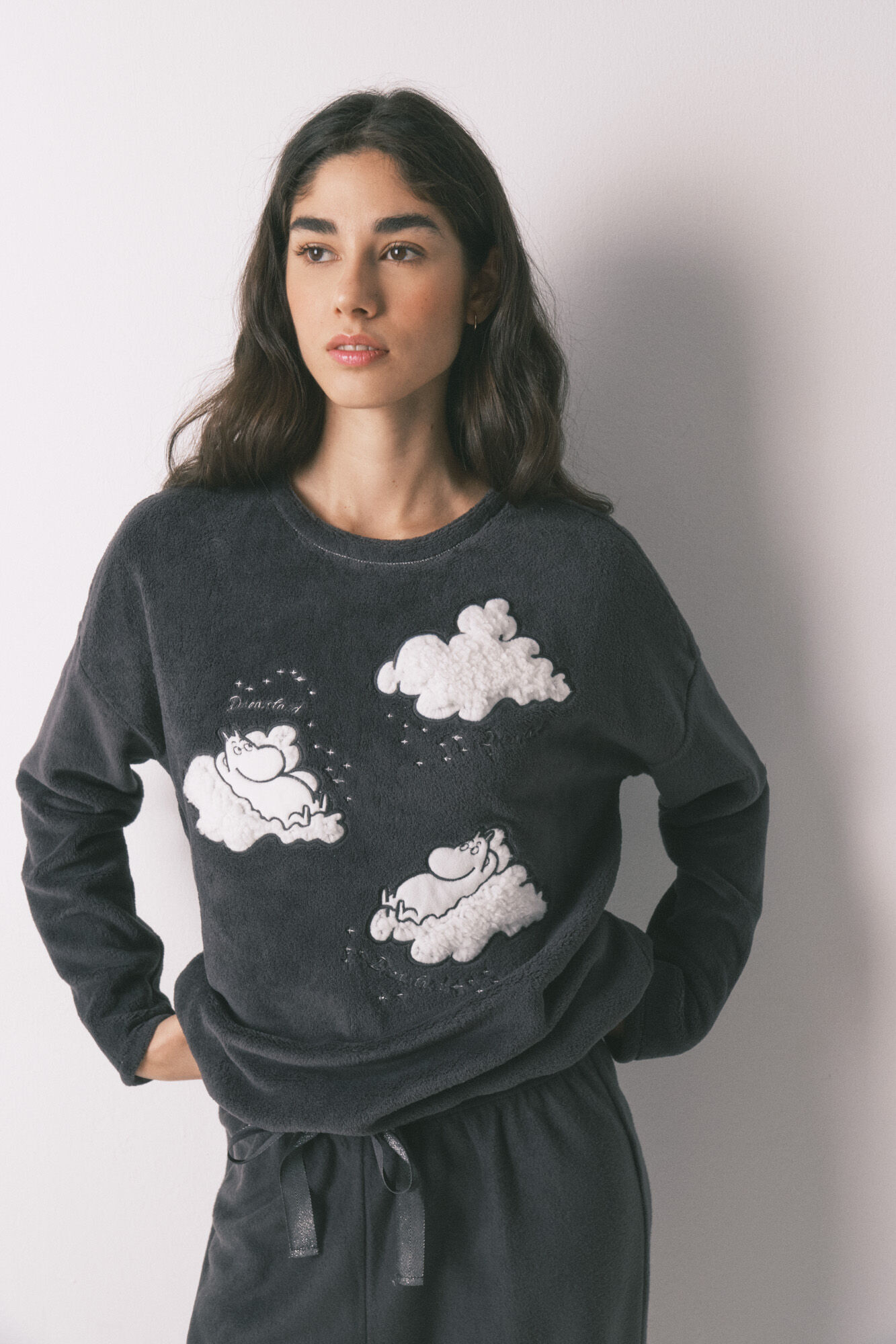 Women'secret Pijama largo polar gris estampado Moomin