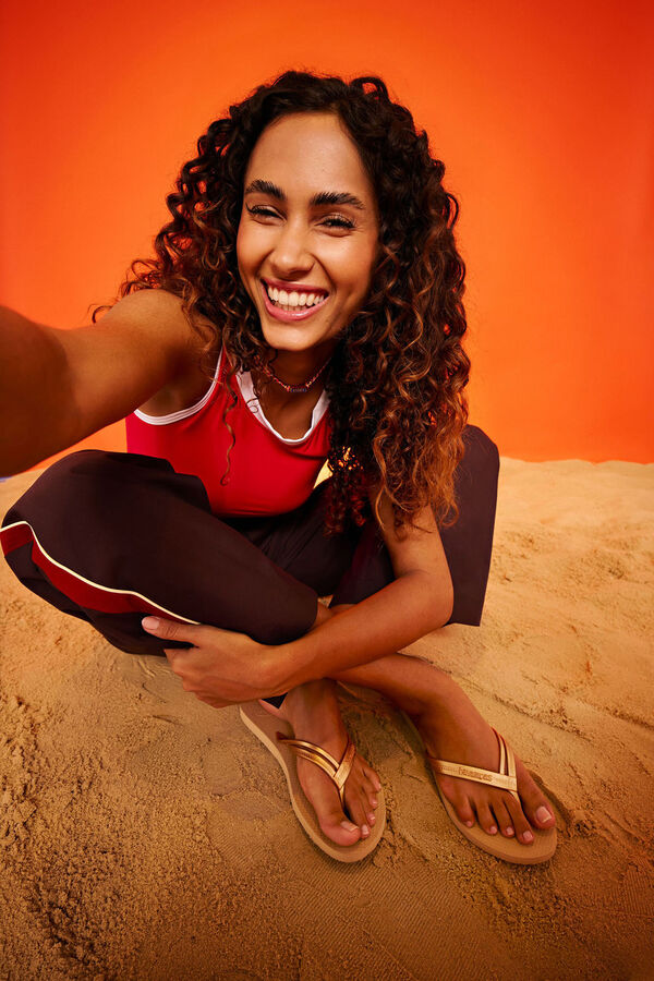 Havaianas Chinelos Hav. Eleg&acirc;ncia Ouro/Mostarda estampado
