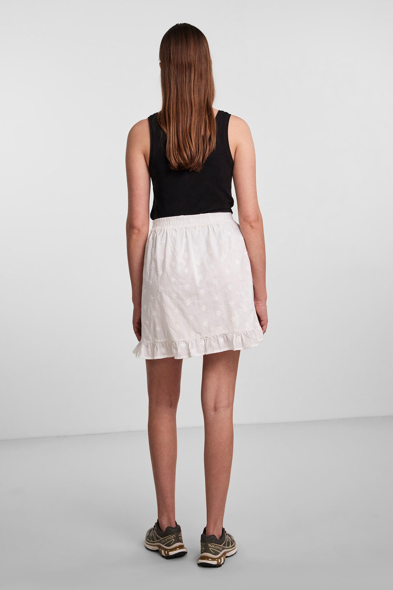 Pieces Falda corta cruzada