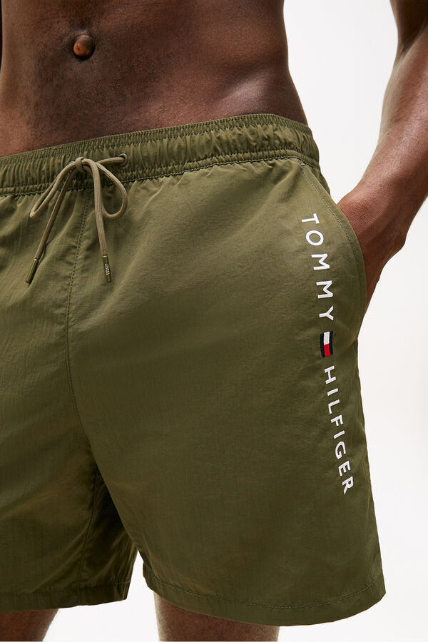 Tommy Hilfiger Ba&ntilde;ador hombre inscripci&oacute;n lateral kaki